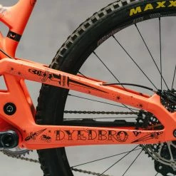 DyedBro Old School Tattoo Rammefolie – Sort 8 DyedBro Old School Tattoo Rammefolie – Sort -Crankbrothers Salgsbutik 049F5B9E 7BC8 4B2F B969 F34F042DC045 1024x1024@2x