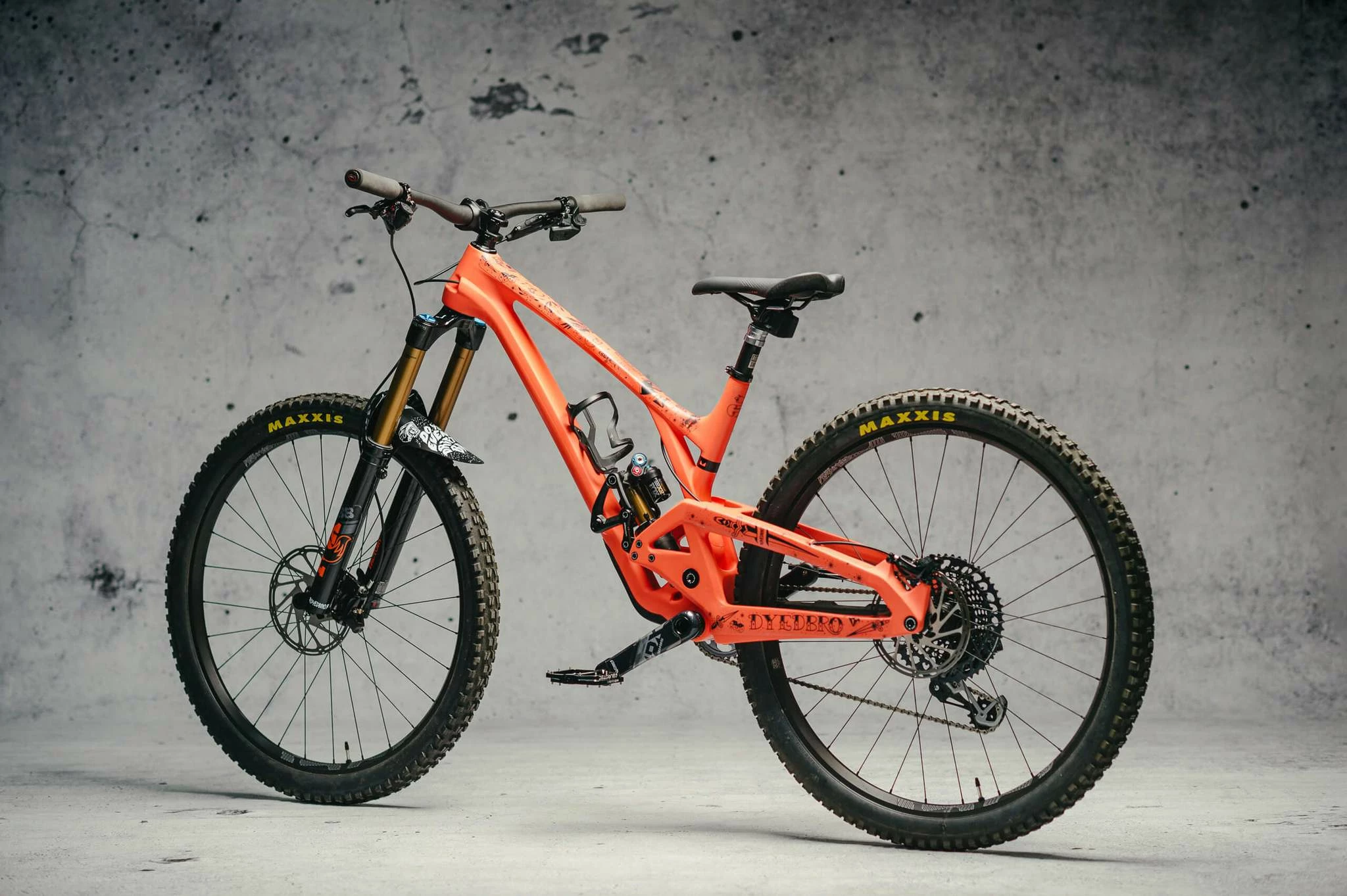 DyedBro Old School Tattoo Rammefolie – Sort 3 DyedBro Old School Tattoo Rammefolie – Sort - Billede 3