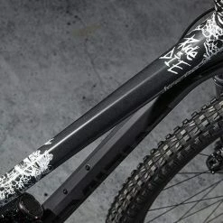 DyedBro Ride Or Die Rammefolie Hvid – Mat