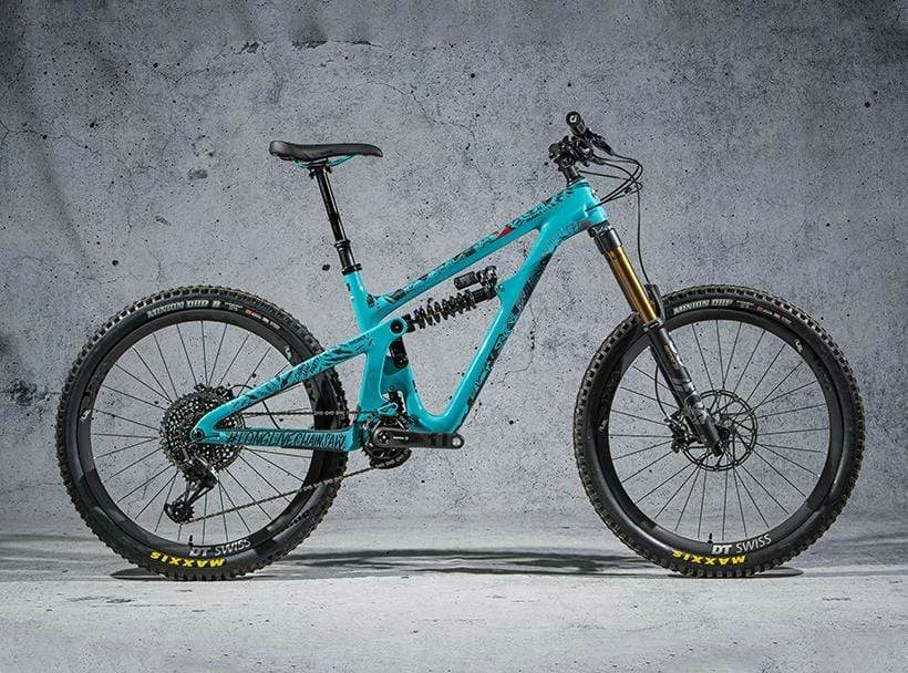 DyedBro Chainsaw Rammefolie – Sort 3 DyedBro Chainsaw Rammefolie – Sort - Billede 3