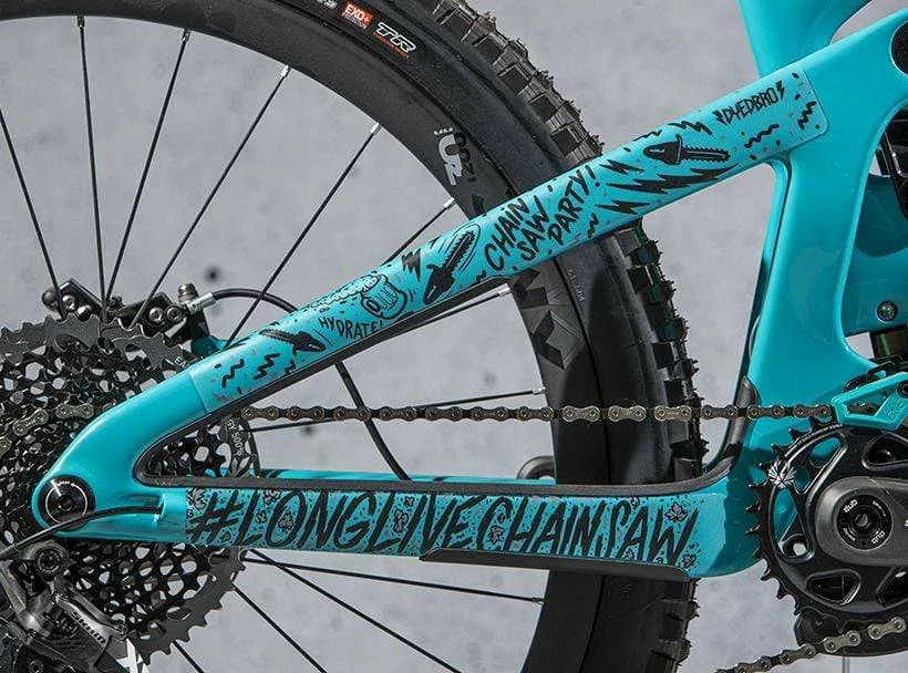 DyedBro Chainsaw Rammefolie – Sort 5 DyedBro Chainsaw Rammefolie – Sort - Billede 5