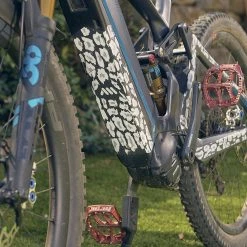 All-mountain-style All Mountain Style Beskyttelsfolie Full – Cheetah White -Crankbrothers Salgsbutik AMS FG FULL CHEETAHWHITE2 xweb 1800x1350