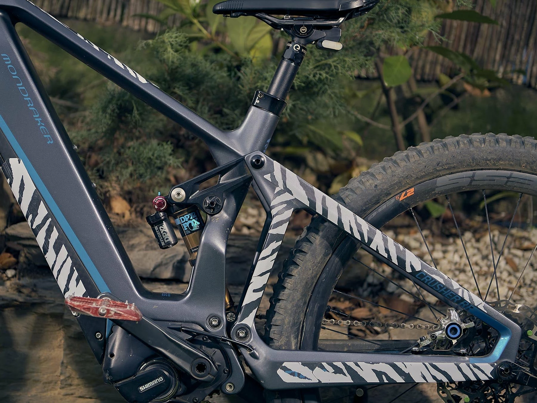 All-mountain-style All Mountain Style Beskyttelsfolie Full – White Zebra 3 All-mountain-style All Mountain Style Beskyttelsfolie Full – White Zebra - Billede 3