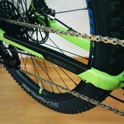 All-mountain-style All Mountain Style Beskyttelsesfolie Kædestage Beskytter – Clear -Crankbrothers Salgsbutik AMS Chain Guard Black on a Felt Compulsion 1400x 1