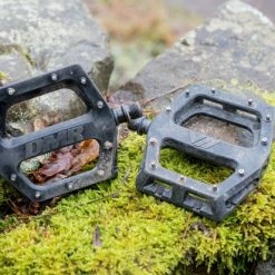 DMR Bikes DMR Pedal V11 – Sort 6 DMR Bikes DMR Pedal V11 – Sort -Crankbrothers Salgsbutik DMR V11 Nylon mountain bike flat pedals 4 cd95d16