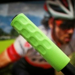 ODI Vapor Greb F-1 -Crankbrothers Salgsbutik ODI AG2 aaron gwin signature hucker grip foam interbike 201717 1