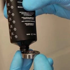 Peaty's Peaty’s Speed Grease 100g 5 Peaty's Peaty’s Speed Grease 100g -Crankbrothers Salgsbutik SpeedGreaseProductImages2 2048x