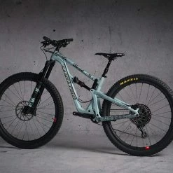 DyedBro Aotearoa Rammefolie Sort – Mat 8 DyedBro Aotearoa Rammefolie Sort – Mat -Crankbrothers Salgsbutik aotearoa black 2 96c1b4ef 729b 4cca 8efd f53cf6330643 1024x1024@2x